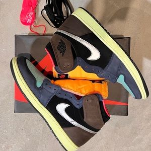 Air Jordan 1 Retro High Tokyo Bio Hack Size 12
